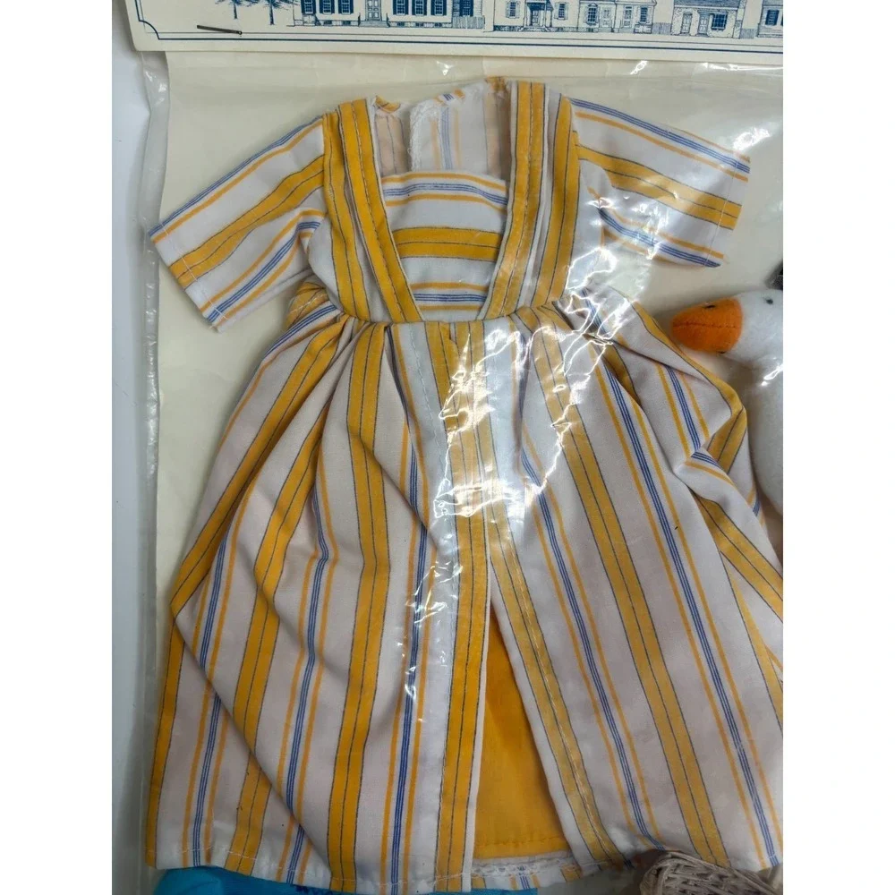 Doll Clothing Sarah's Marketsquare Dress Colonial Williamsburg Y2K Goose Basket